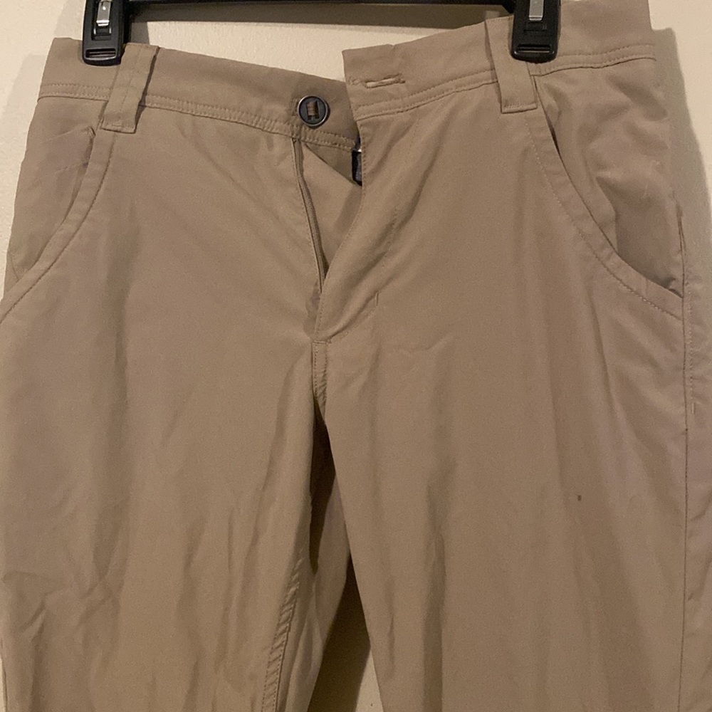 Amazon essentials pants - Picture 2 of 3